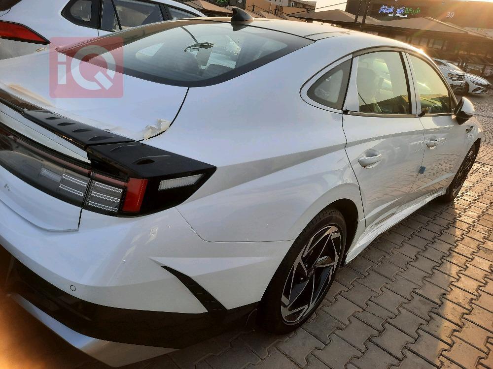 هیوندای سۆناتا